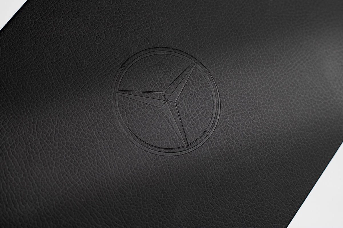 Klappkassette für Fahrzeugschlüssel - Blindprägung